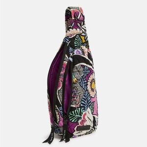 **SOLD**NEW With Tag Vera Bradley Sling Backpack in Kauai Floral!
